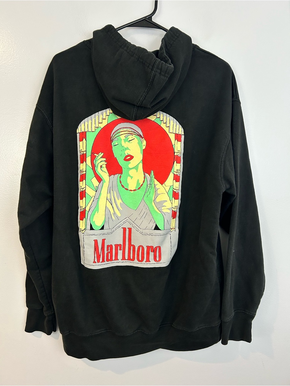 Retro Y2K Marlboro Art Deco Black Hooded Sweatshirt Size Large Hoodie